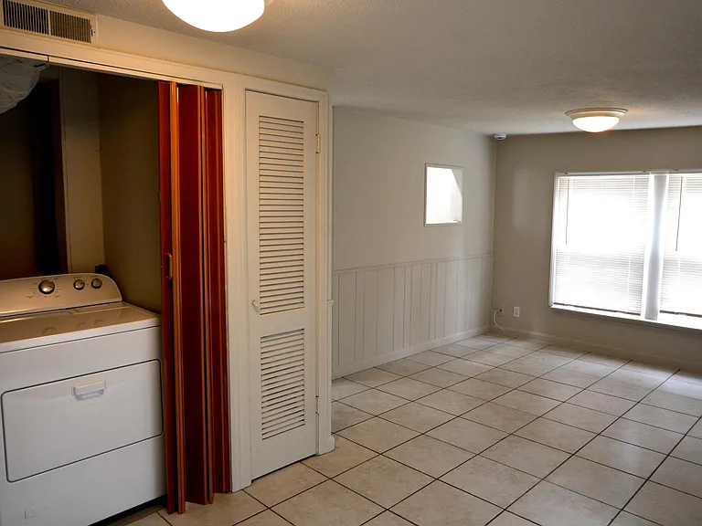 1404 Glendale Dr — Photo 31