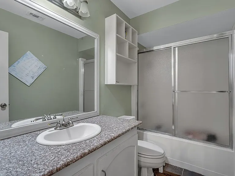 6433 Southpoint Dr — Photo 18
