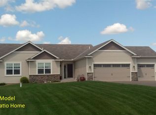 4112 27th St SW, Minot, ND 58701