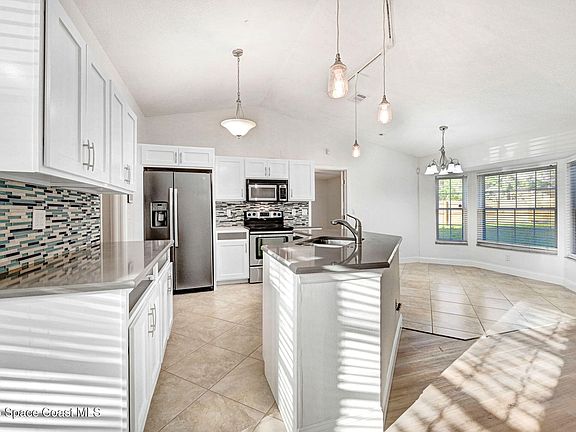 4th image of 149 Cassia Ave SE