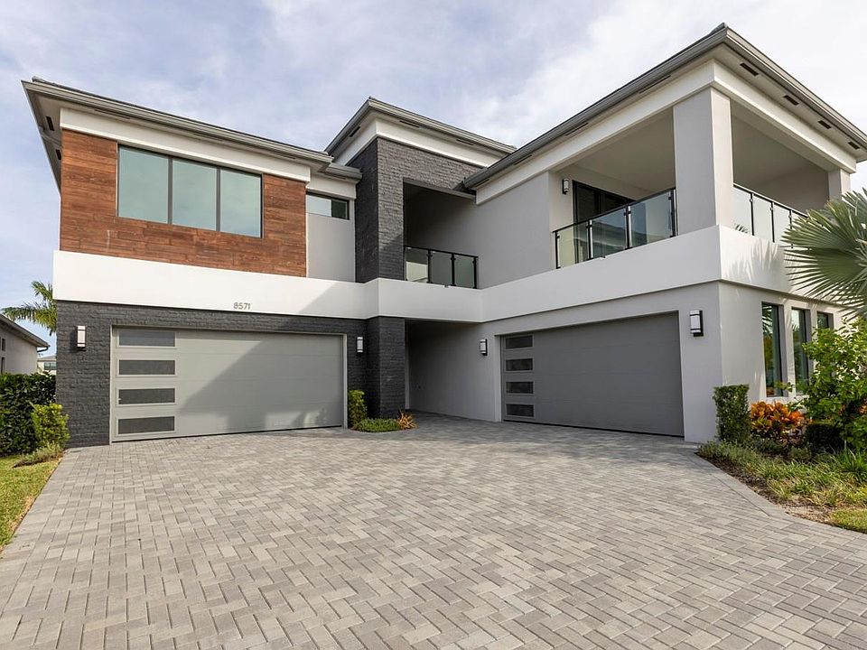 1st image of 8571 Shoreacres Street