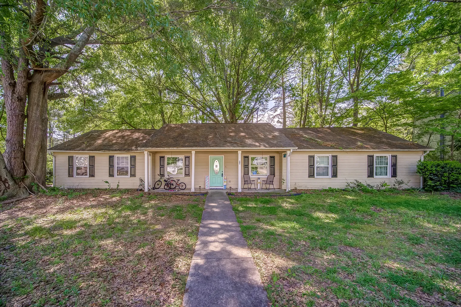 99 Charter Oak Ct photo 1