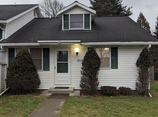260 W 18th St #A, Elmira, NY 14903