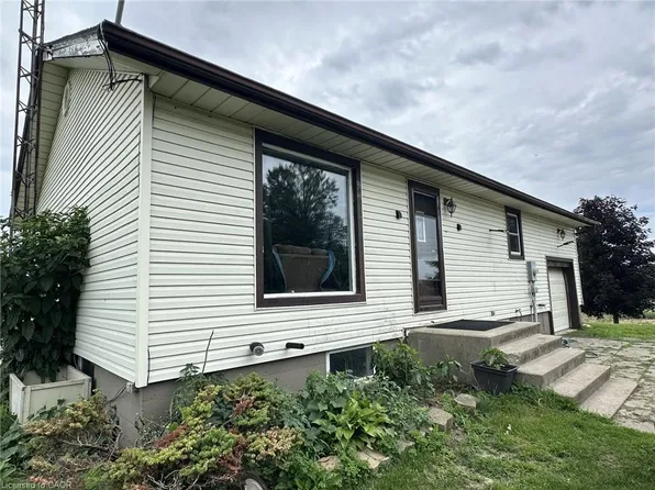 915 Windham East Quarter Line Rd, Norfolk County, ON N3Y 4K3