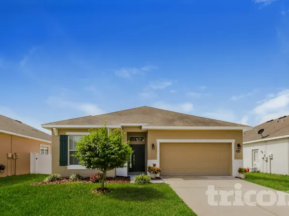 30656 Palmerston Pl, Wesley Chapel, FL 33545