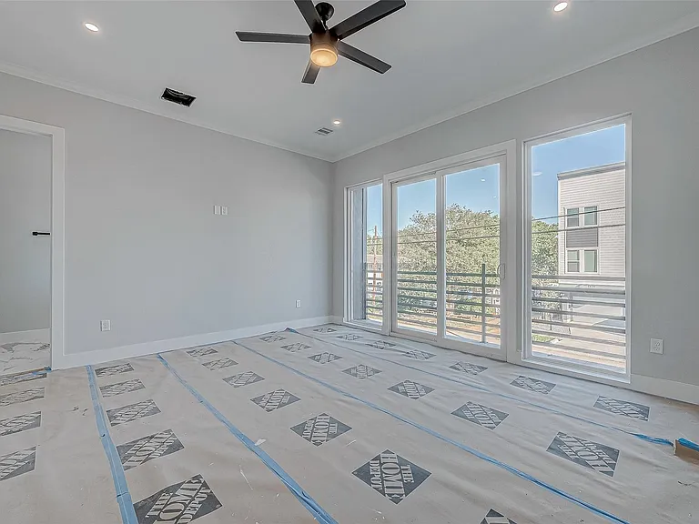 6840 Del Rio St — Photo 38
