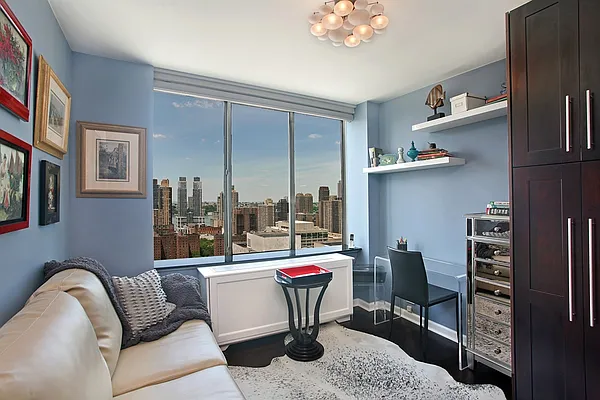 Sold by Corcoran | media 19