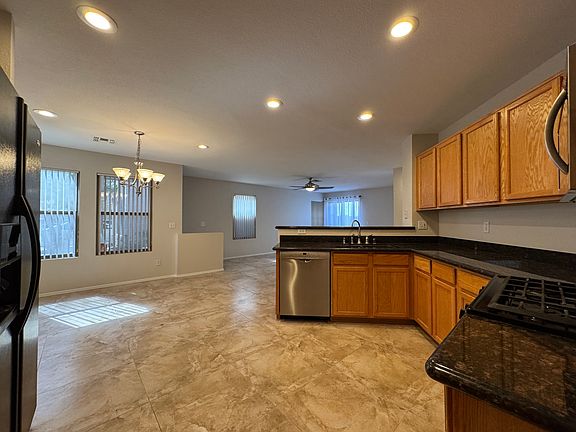 Kitchen & Dining Room