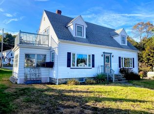 4 Charlton Rd, Dudley, MA 01571