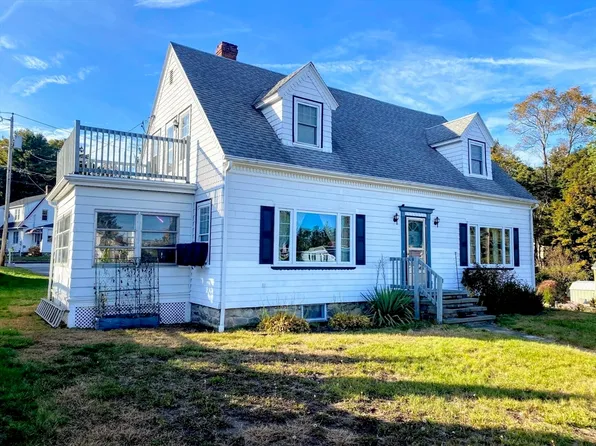 4 Charlton Rd, Dudley, MA 01571