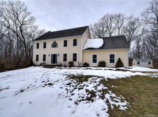 10 Michael Dr, East Hampton, CT 06424