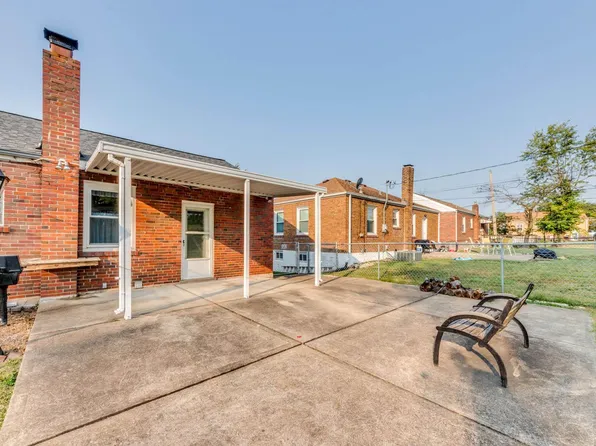 133 Willette Ter, Saint Louis, MO 63125
