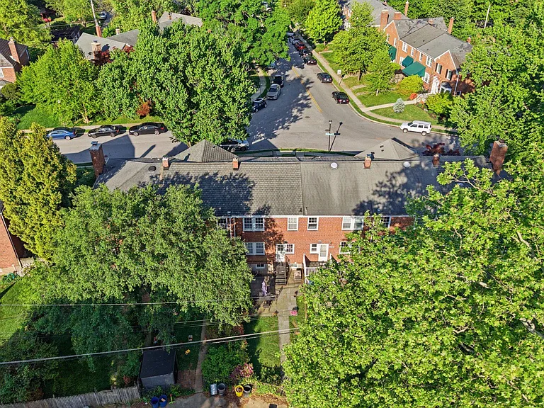 6467 Blenheim Rd — Photo 43