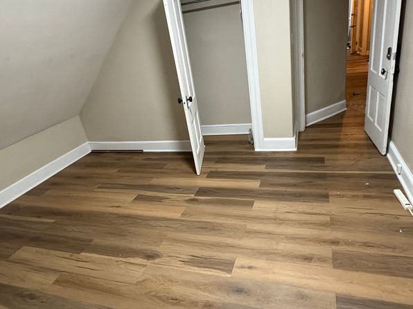 160 Bridgham St Floor 3