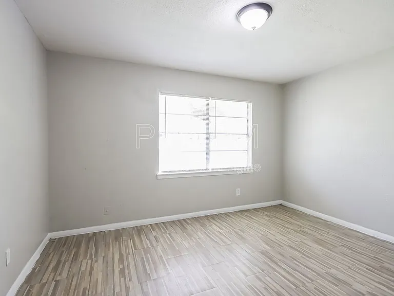 11235 Lemond Dr — Photo 9
