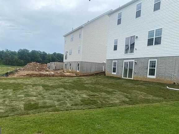 4th image of 471 Buckeye Dr