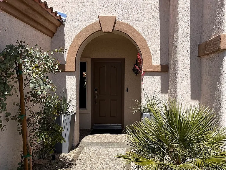 2913 Vista Butte Dr — Photo 3