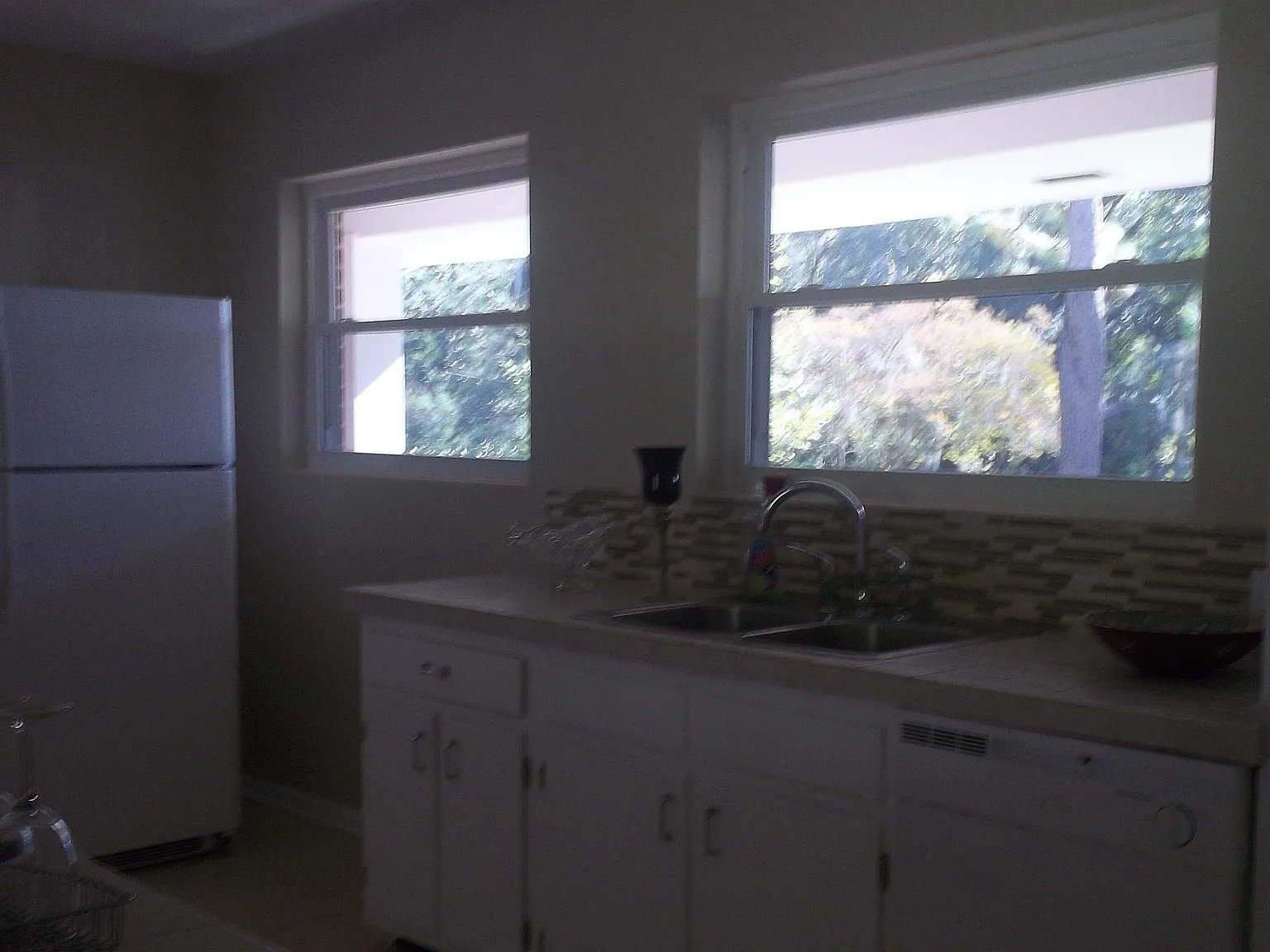 4 bed, 2040 sqft, $2,600 — Photo 2