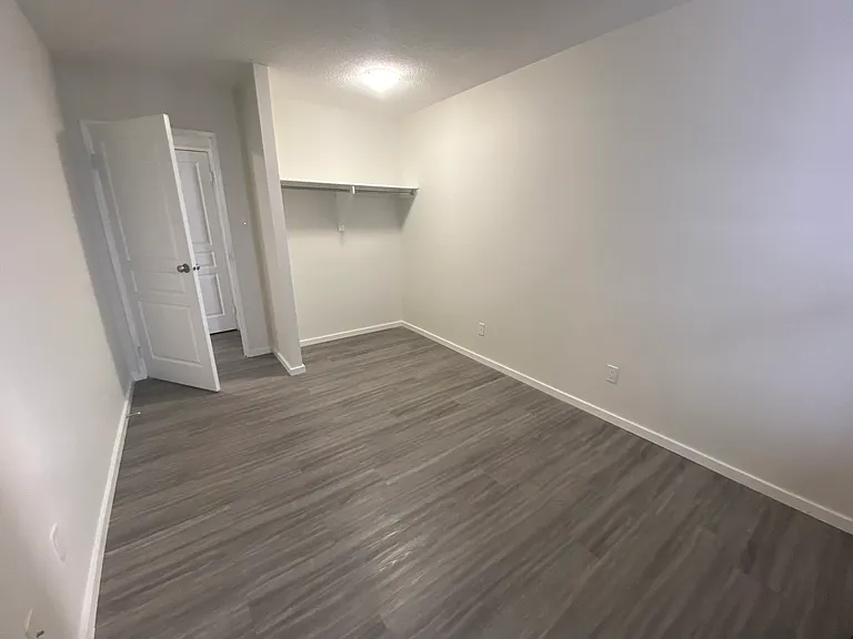 21 Macdonald Dr — Photo 44