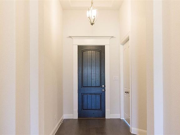 4th image of 4309 Green Teal St