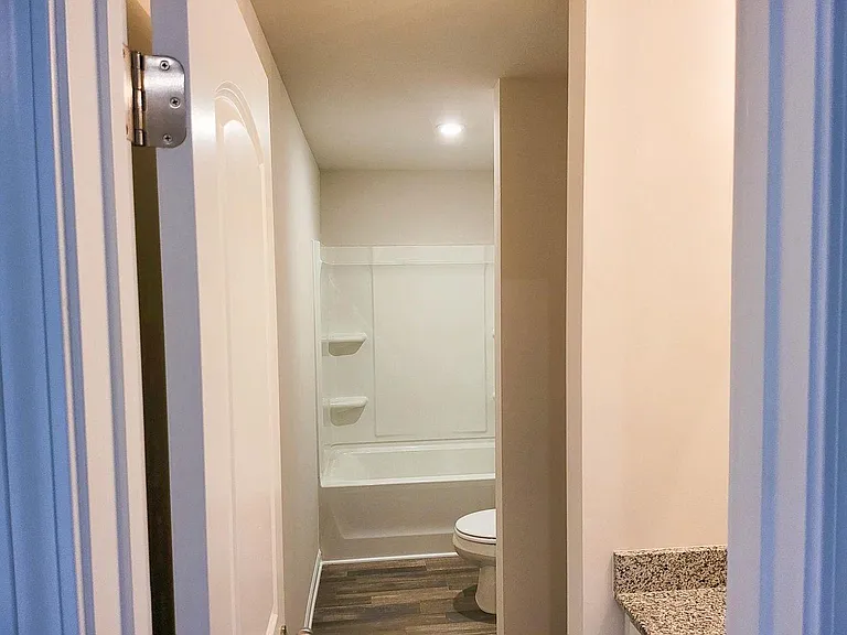 258 Indian River Dr — Photo 7