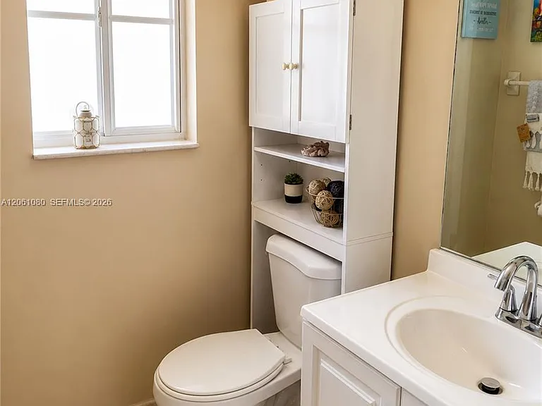 8688 SW 158th Pl — Photo 7