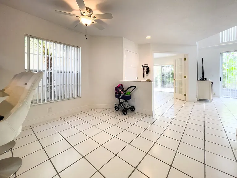 931 Opal Ter — Photo 36