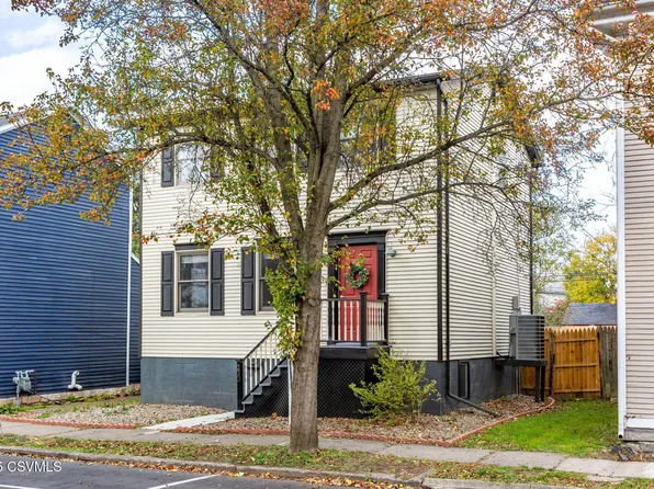 230 N 4th St, Lewisburg, PA 17837