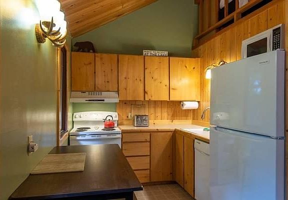 4th image of 40 Alder Way