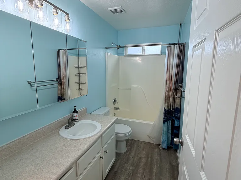 518 N 350 E — Photo 14