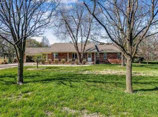 1295 N River Rd, Mulvane, KS 67110