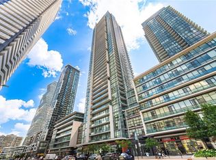 4070 Confederation Pkwy #PENTHOUSE 4605, Mississauga, ON L5B0E9
