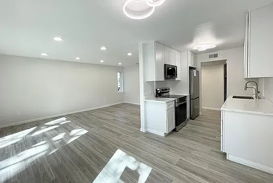 282 Tradewinds Dr — Photo 12