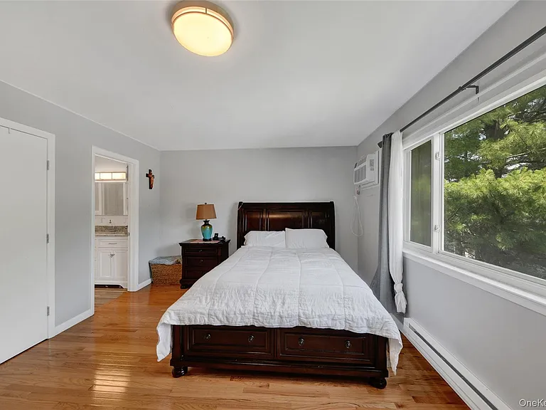 1901 Village Dr — Photo 10