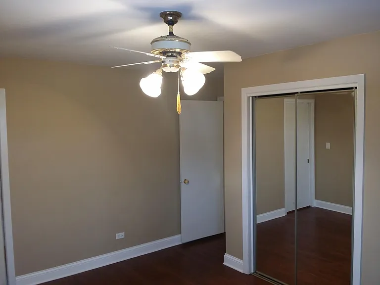 635 Parkwood Ave — Photo 8