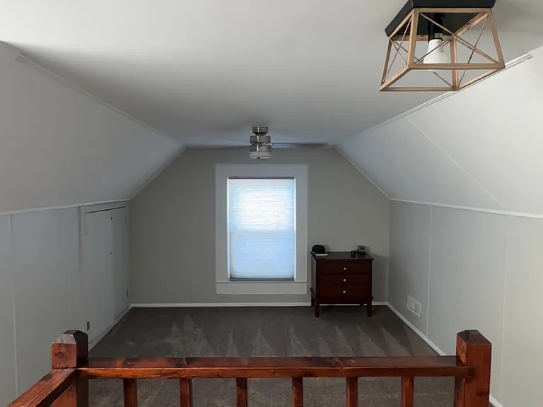 464 Linneys Mountain Rd — Photo 6
