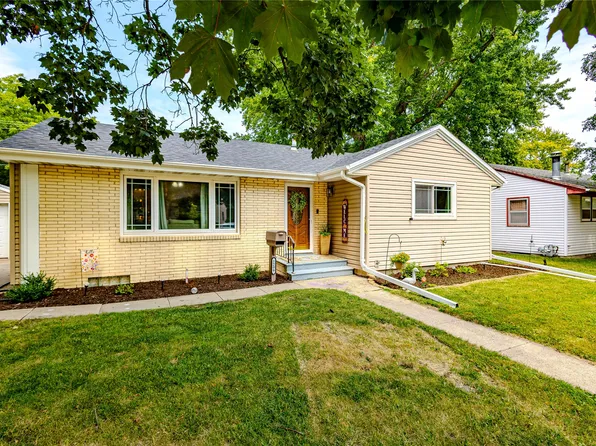 1209 Meadow Ln, Webster City, IA 50595