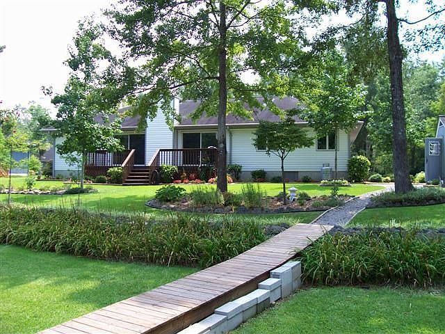 Back of house partial dock