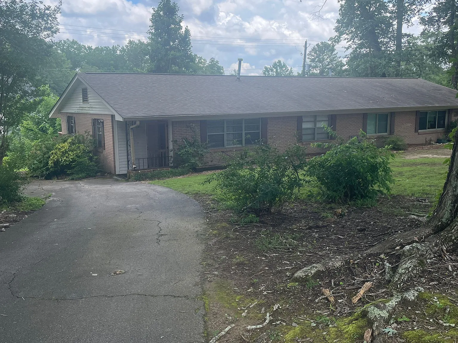 3 bed, 1110 sqft, $1,525 — Photo 2