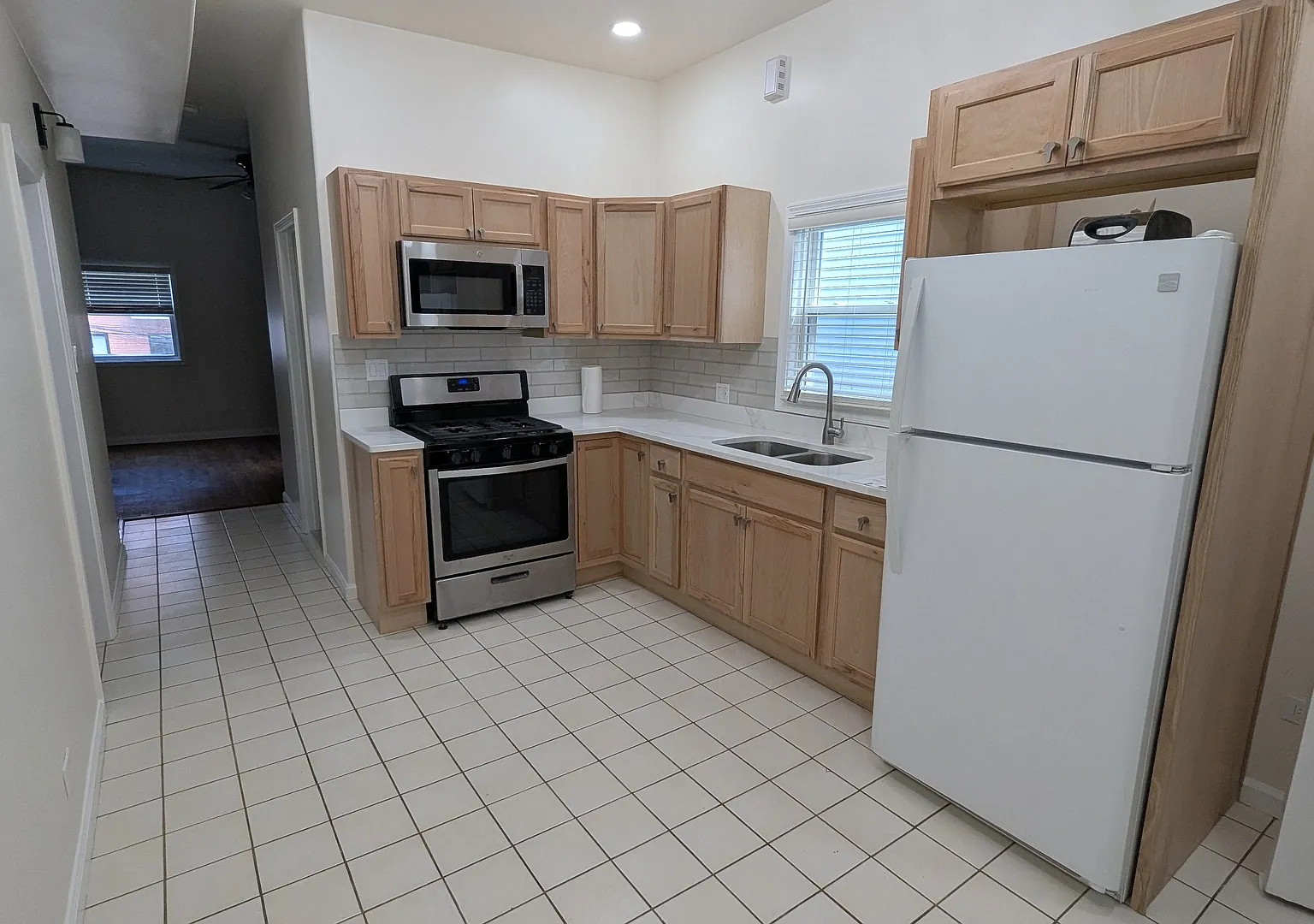 1 bed, 600 sqft, $2,000 — Photo 4