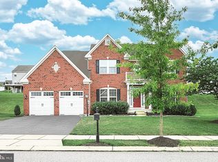 737 Countryside Rd, Seven Valleys, PA 17360