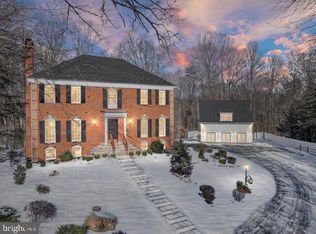 10402 Hampton Rd, Fairfax Station, VA 22039