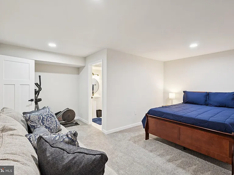10706 Green Leaf Run — Photo 46
