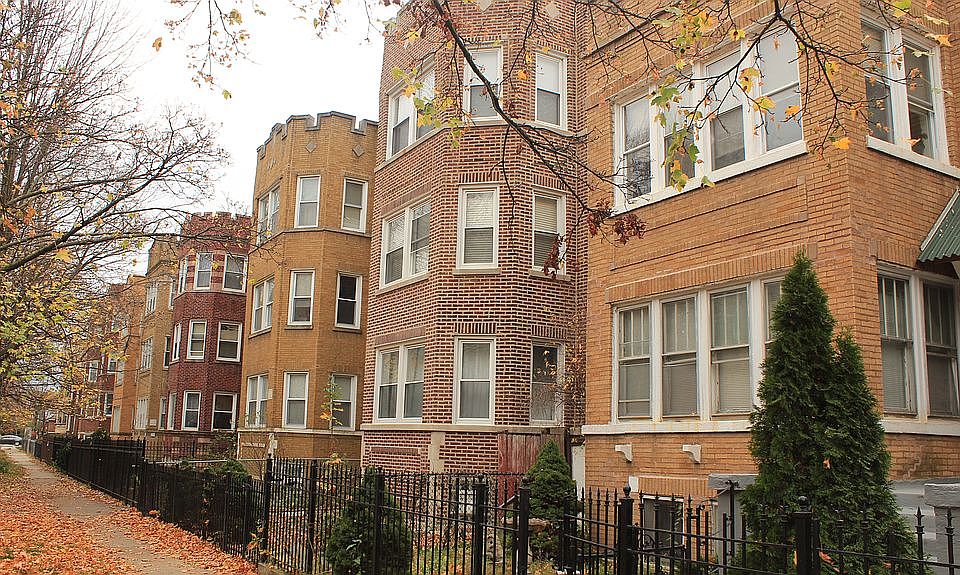 1st image of 6234 N Claremont Ave