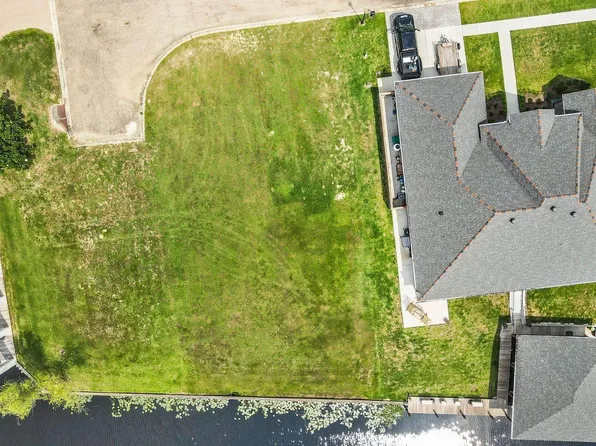 21440 Blue Marlin Dr, Springfield, LA 70462