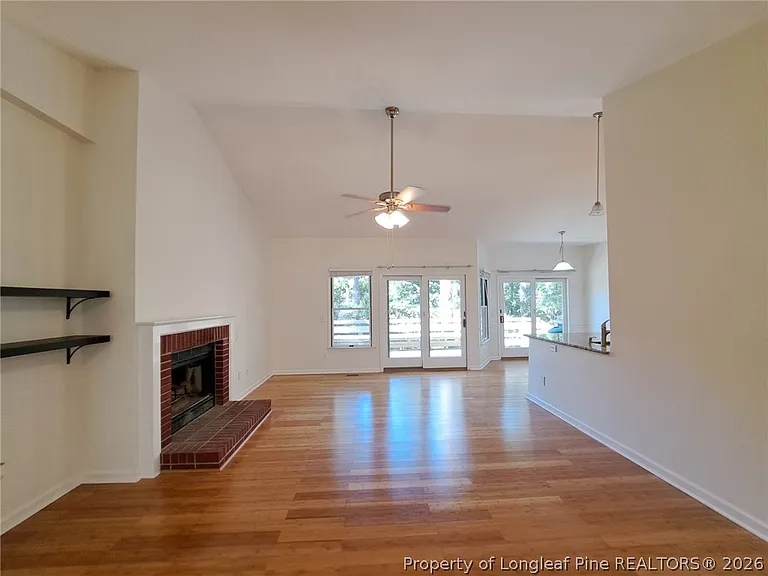 420 Sugar Pine Dr — Photo 5