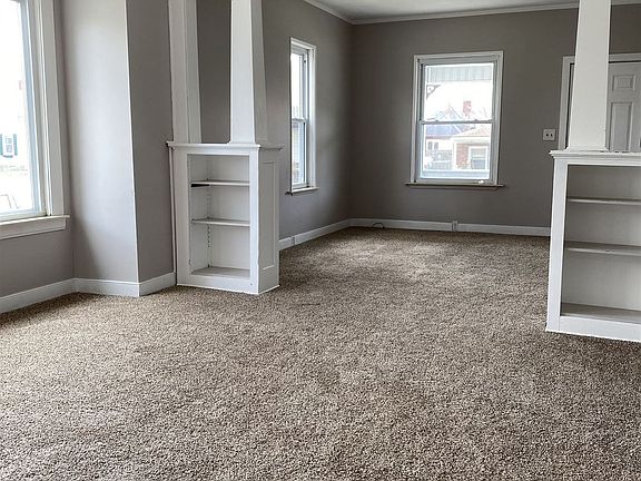 Dining to living room