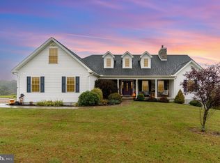 17796 Iron Bridge Rd, Stewartstown, PA 17363
