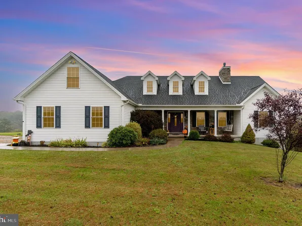 17796 Iron Bridge Rd, Stewartstown, PA 17363