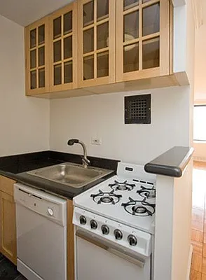 Rented by GoodRock Realty | media 18